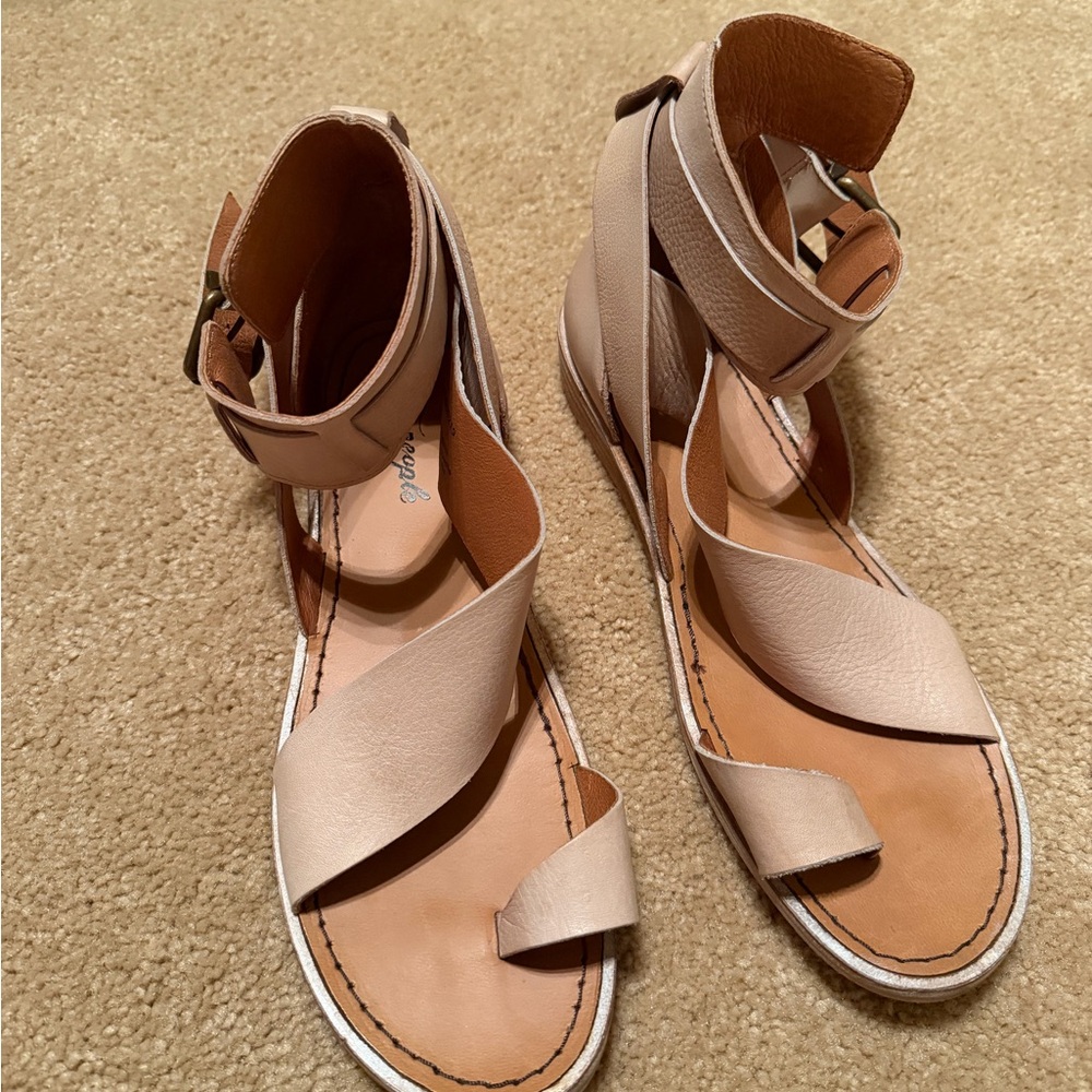 Free People Vale Boot Ankle-Strap Sandals Tan - Picture 3 of 6